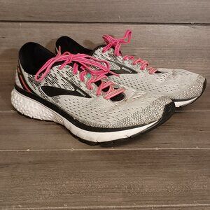 Brooks Ghost 11 Women Sneakers Size 9 Gray/Pink 1202771B192